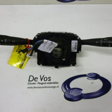 Peugeot 207 1.4 HDi Steering column stalk 2010 6242YT