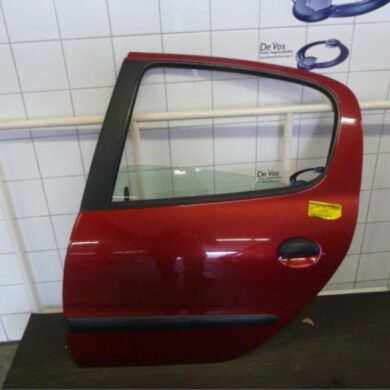Peugeot 206 1.4 XR,XS,XT,Gentry Rear door 4-door, left 2001 900678