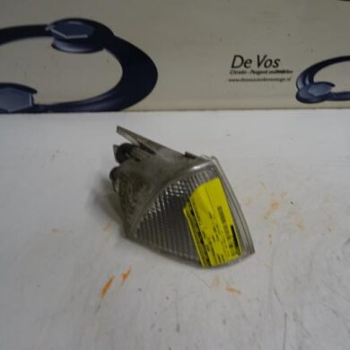 Peugeot Expert 2.0 HDi 90 Richtingaanwijzer rechts 2001 630353