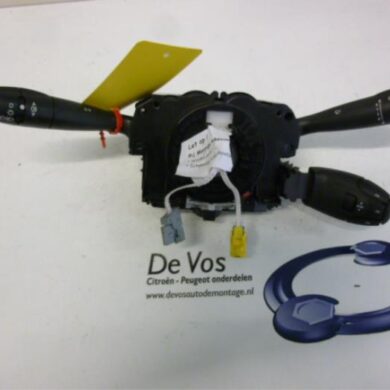 Peugeot Partner 1.6 HDI 75 16V Steering column stalk 2010 624318