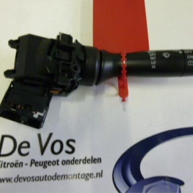 Citroen C1 1.0 12V Ruitenwis Schakelaar 2006 6239SA