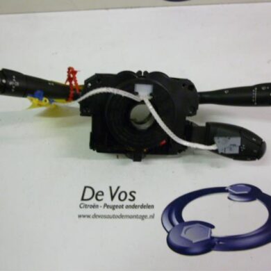 Peugeot 308 1.6 HDi 16V Steering column stalk 2008 6242TP