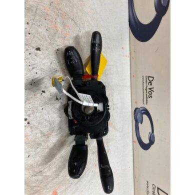 Peugeot 308 1.6 VTI 16V Steering column stalk 2009 624334-98062025XT-96659931XT