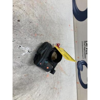 Peugeot 207 1.6 16V Gasklephuis NFU 2007 163637