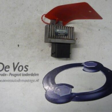 Peugeot 206 1.4 HDi Vorglührelais 2004 598140