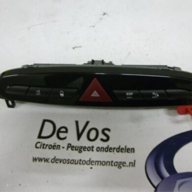 Peugeot RCZ 2.0 HDi 16V FAP Switch 2011 649020