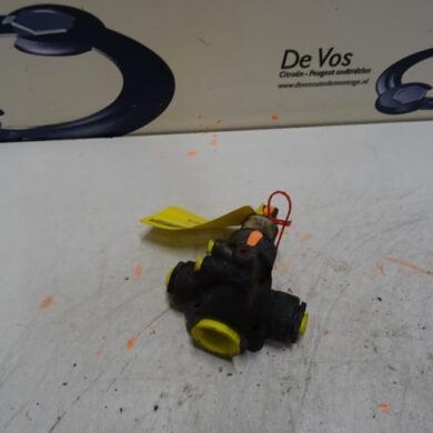 Citroen C5 1.6 16V THP 155 HD controller (suspension) 2009 5277J7