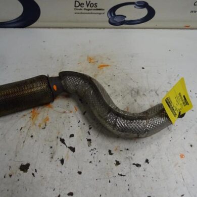 Peugeot 3008  Uitlaat voorpijp BHZ-BHZBH01 2015 9802028680