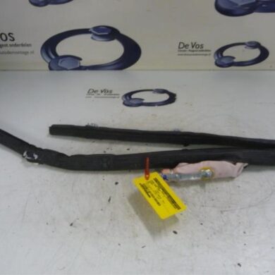 Peugeot 308 1.6 BlueHDi 120 Roof curtain airbag 2014 9805768380