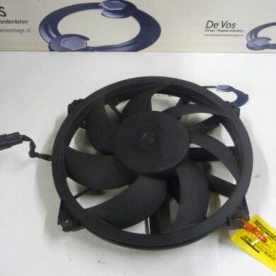 Peugeot Partner 1.6 HDI 75 Fan motor 2014 1253T5