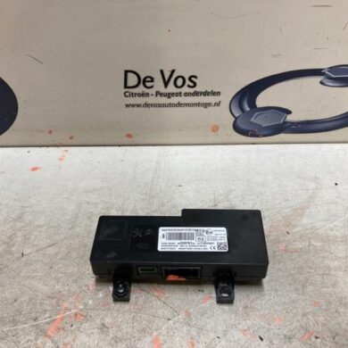 Opel Grandland X  Phone interface 2021 9833976180