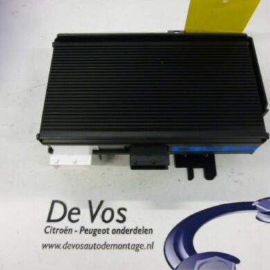Peugeot 407 2.7 HDi V6 24V Radio amplifier 2006 6560YA