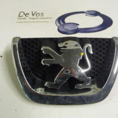 Peugeot 5008  Emblem 2011 7810Y4