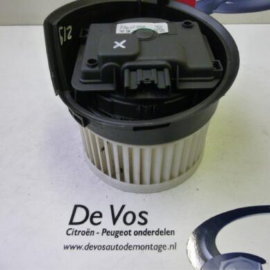 Peugeot 407 2.2 16V Heating and ventilation fan motor 2004 6441S3