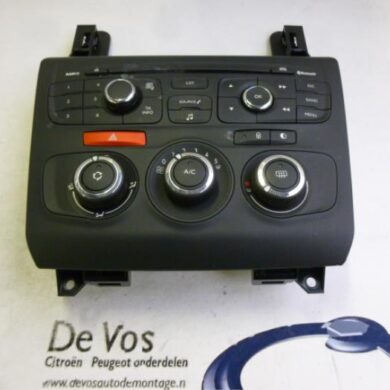 Citroen C4 1.6 Hdi 90 Radiobedienings paneel 2012 6155JD-98040764ZD