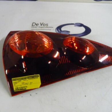 Peugeot 107 1.0 12V Achterlicht rechts 2012 1607990380