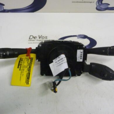 Peugeot 207  Steering column stalk 2010 6242YW