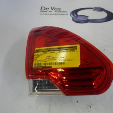 Peugeot 2008  Achterlicht links 2015 9678074480