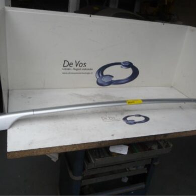 Peugeot 307  Dakrail rechts 2006 8361A3