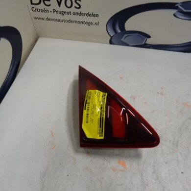 Peugeot 3008  Taillight, left 2016 9805511380