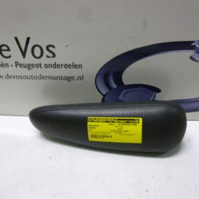Peugeot 307 2.0 16V Armleuning 2003 883018