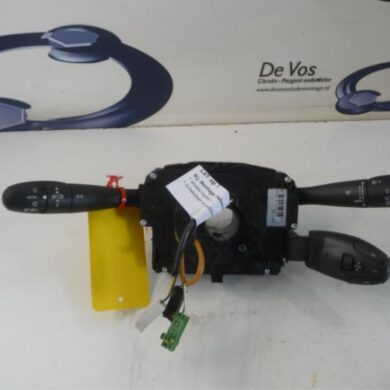 Peugeot 207 1.6 HDi 16V Steering column stalk 2007 624252