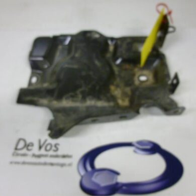 Peugeot Partner 1.6 HDI 90 16V Battery box 2009 1813J4