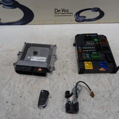 Citroen C4  Computer Motormanagement HNYHN02 2016 1614395380