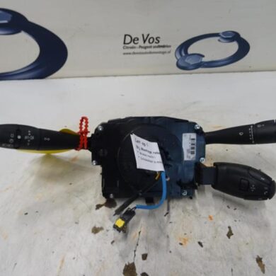 Peugeot 207  Steering column stalk 2010 6242ZJ