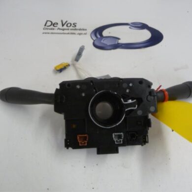 Peugeot 308  Steering column stalk 2009 624329-98062104XT