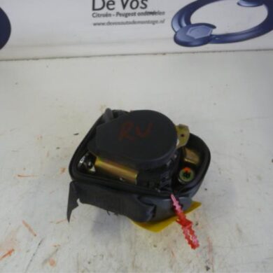 Citroen Picasso 1.8 16V Seatbelt tensioner, right 2002 8973L8