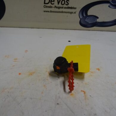 Peugeot 3008  PDC Sensor 2018 9827917380