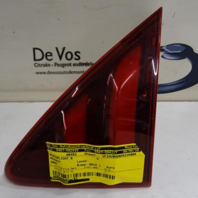 Peugeot 3008  Taillight, right 2014 9805511280