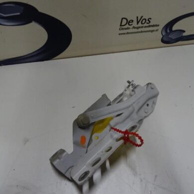 Peugeot 3008  Bonnet Hinge 2017 9814189880