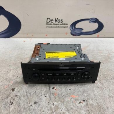 Peugeot 308 2.0 HDiF 16V Radio CD player 2009 6574QW-16077679XN-96660458XN