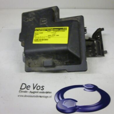 Peugeot 807 2.0 16V Relais Houder 2004 6556YP-6556QF