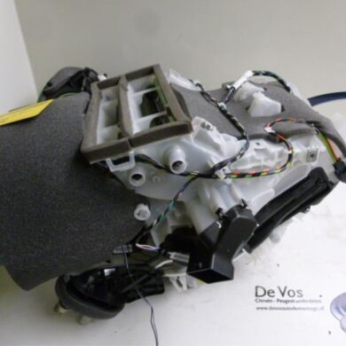 Peugeot 208 1.4 16V Kachelhuis 2012 1608203680