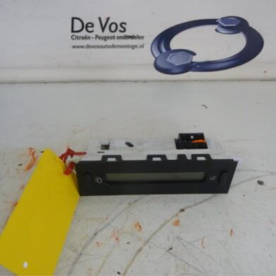 Citroen C3 1.4 Interior display KFV 2004 6155GJ