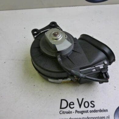 Citroen C8 2.2 HDi 16V Heating and ventilation fan motor 2005 6441AW
