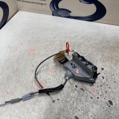 Peugeot 208 1.2 Vti 12V PureTech 100 Deurslot Mechaniek 4Deurs rechts-achter 2021 9829285580