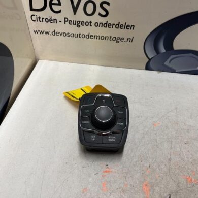 Citroen DS5 2.0 HDiF 160 16V Navigatie bedienings paneel 2015 98023908ZD