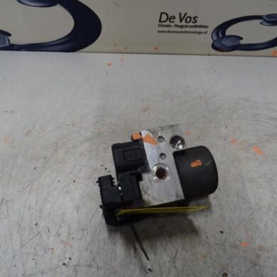 Peugeot 307 1.6 16V ABS pump NFU 2002 4541W9-4541X0