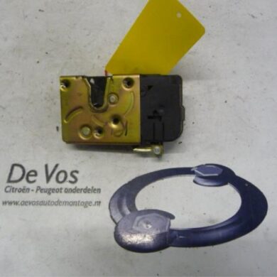 Citroen Berlingo 1.9 Di Deurslot Mechaniek 4Deurs rechts-voor 2000 9136P7