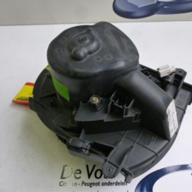 Peugeot 807 2.0 HDi 16V FAP Kachel Ventilatiemotor 2002 6441T9