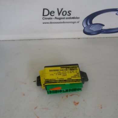 Peugeot 208  PDC Module 2013 1609932480