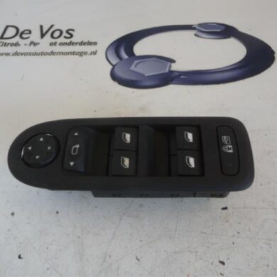 Peugeot 508  Combischakelaar ramen 2013 98026375ZD