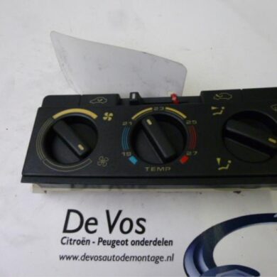 Peugeot 405  Heater control panel 1989