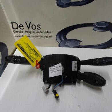 Peugeot 207  Kombischalter Lenksäule 2011 6242YP