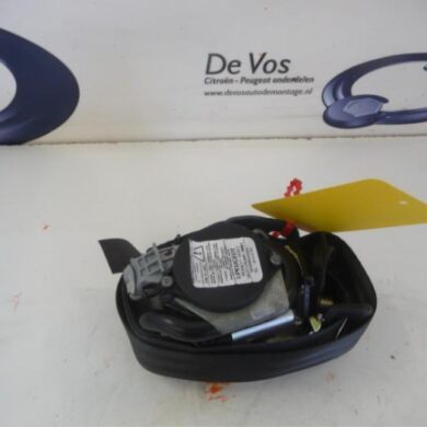Peugeot 308  Gurtsrammer rechts 2011 8975K5