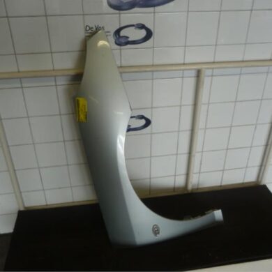 Peugeot 407  Front wing, right 2008 7841Q9